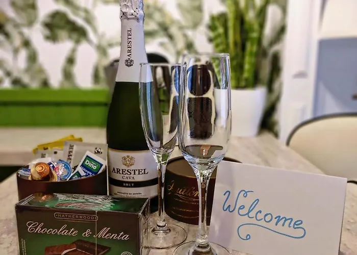 Canarian Blue Tropical Garden View & Pool Apartament