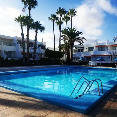 公寓 Canarian Blue Tropical Garden View & Pool